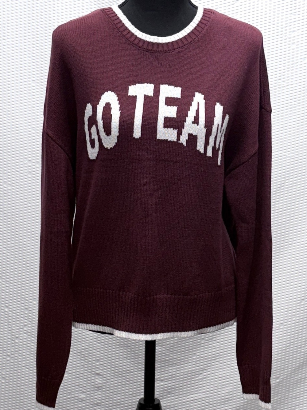No Comment GO TEAM Sweater Women’s L Burgundy Graphic Crewneck NWT